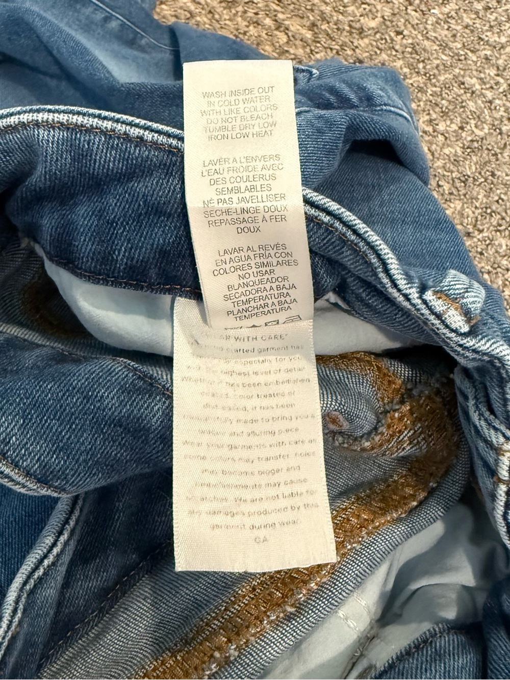 Good American 8/29 Classic Mid-Blue Distressed Women’s Jeans - Picture 6 of 7